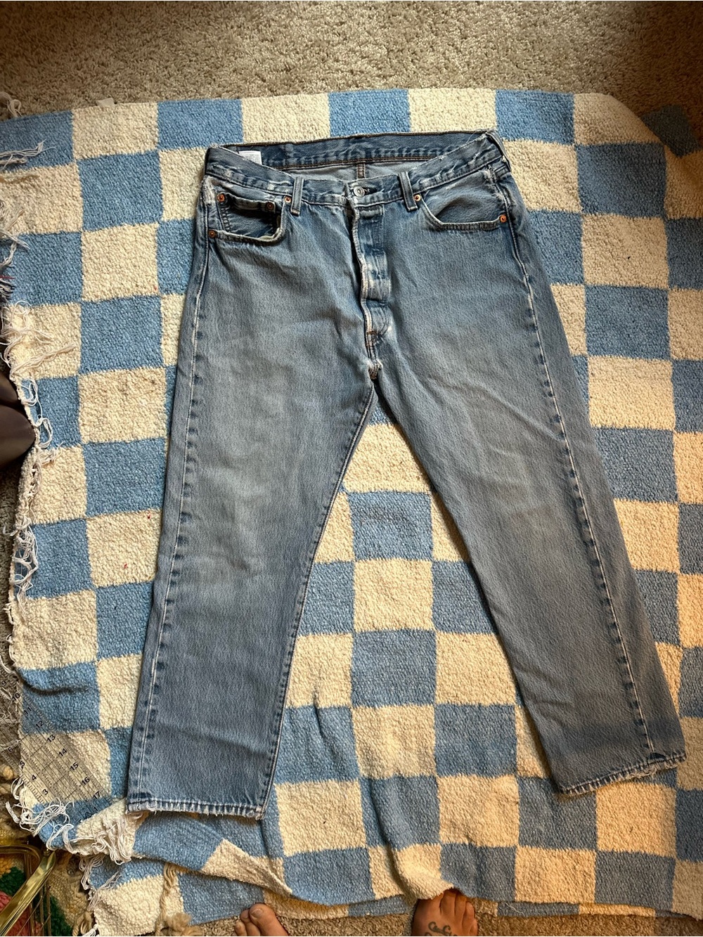 Vintage Levi’s Classic Men's Light Blue Straight-Leg Jeans